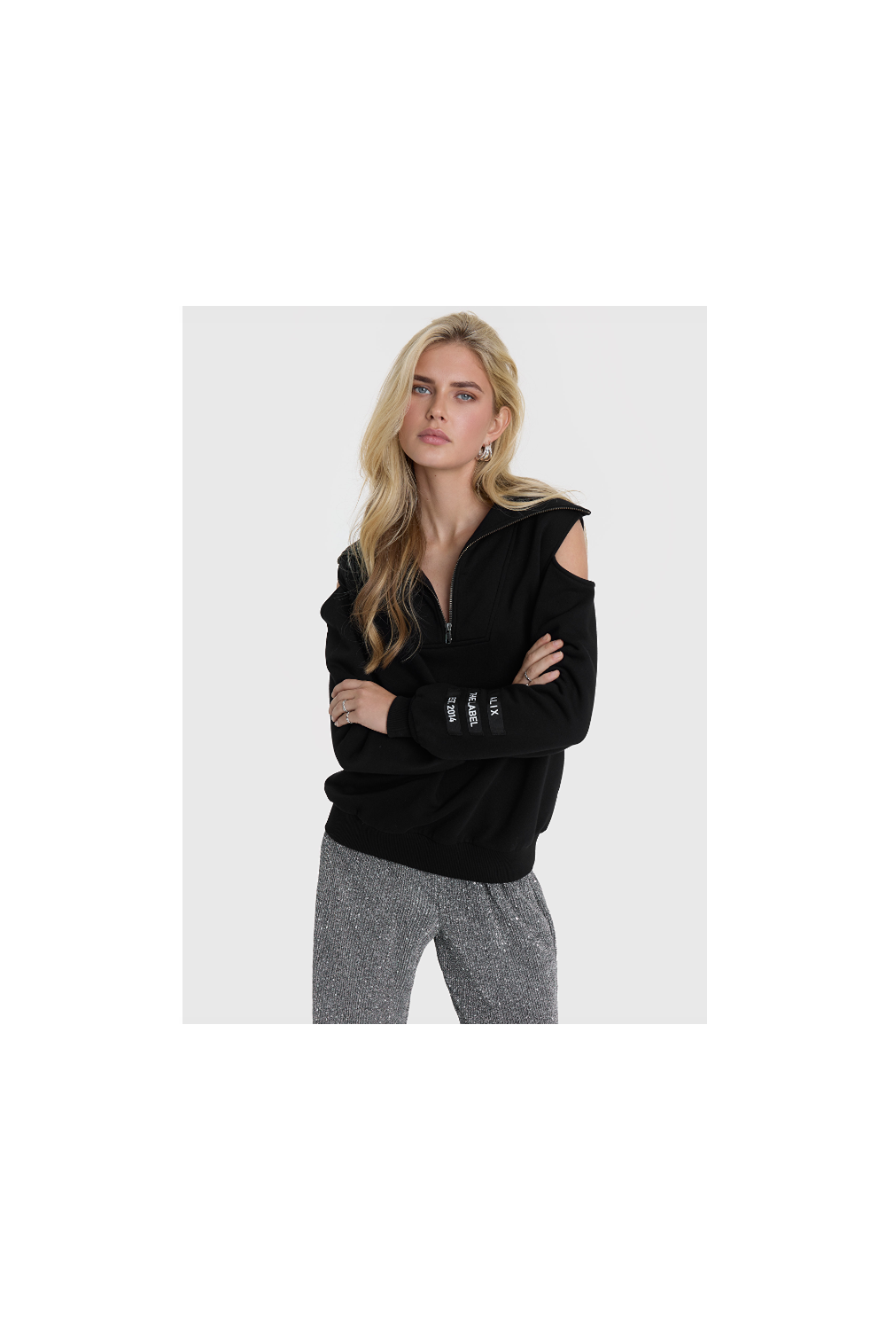 Sweat noir ouvert aux épaules ALIX