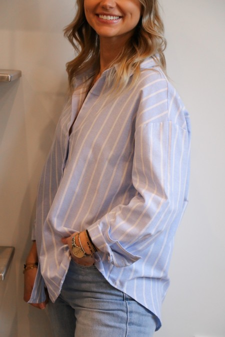 Chemise bleue rayée