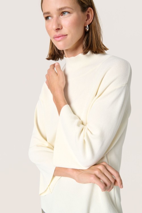 Pull écru col montant SOAKED