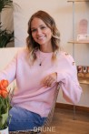 Pull rose boutons épaule