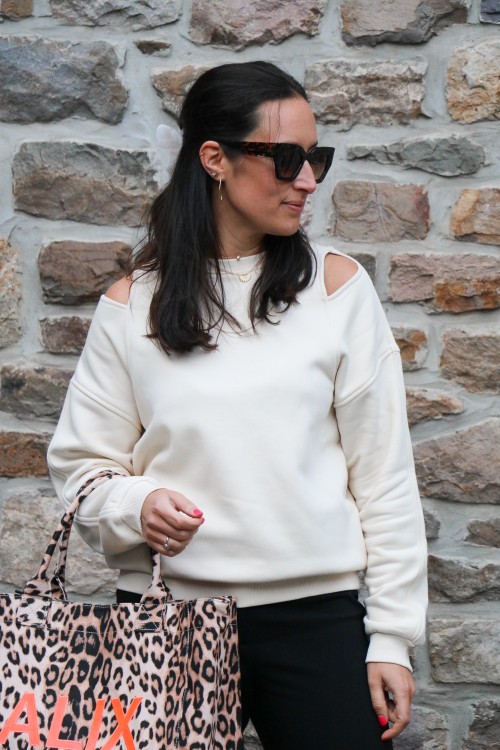 Sweat beige clair ouvert épaules ALIX