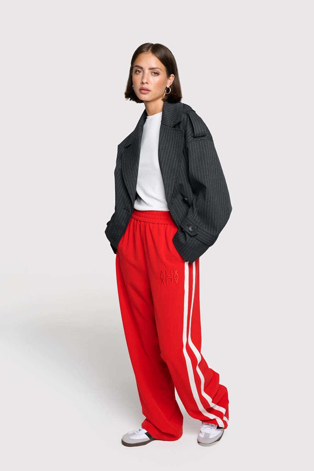 Pantalon rouge bandes blanche ALIX