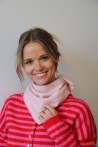 Petit foulard rose pâle