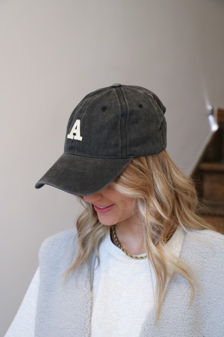 Casquette grise