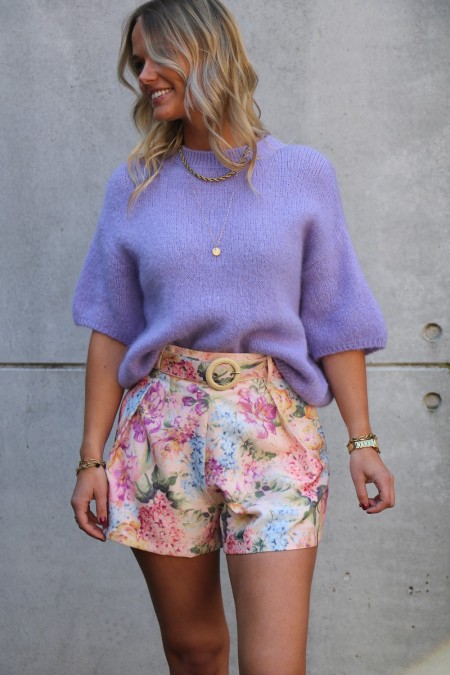 Short fleuri