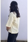 T-shirt jaune pâle