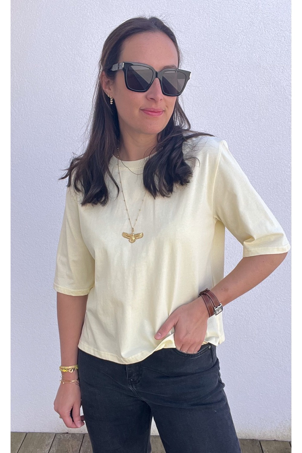 T-shirt jaune pâle