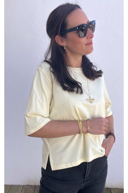 T-shirt jaune pâle