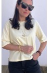 T-shirt jaune pâle
