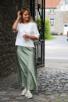 Jupe satinée kaki