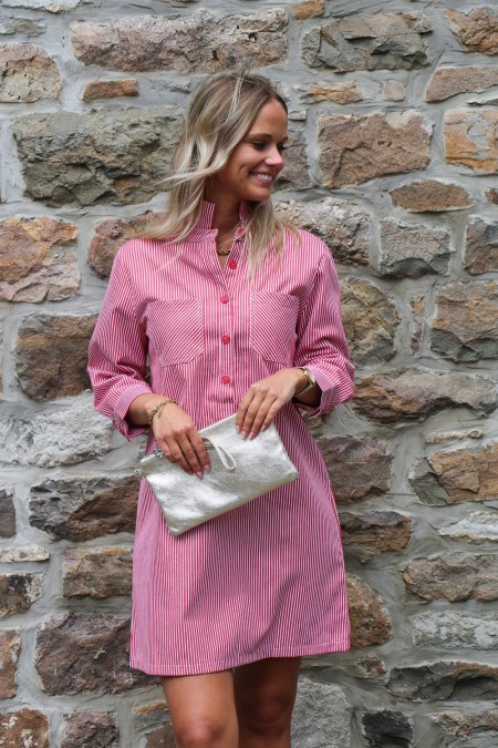 Robe courte en jeans avec fines rayures