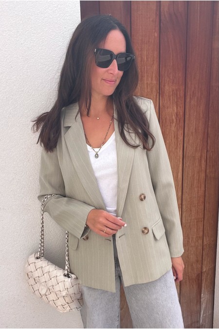 Blazer vert sauge à fines rayures