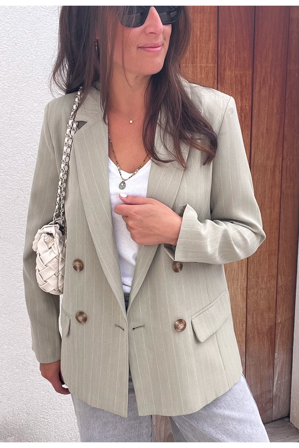 Blazer vert sauge à fines rayures
