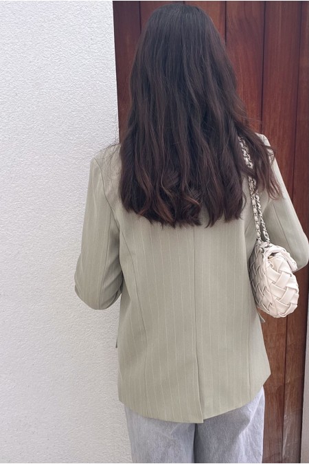 Blazer vert sauge à fines rayures