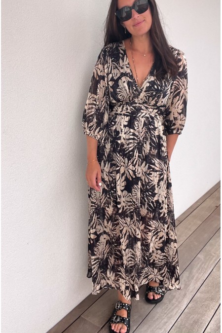 Robe longue noire et dorée