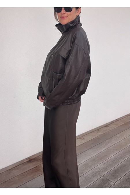Veste marron en simili cuir