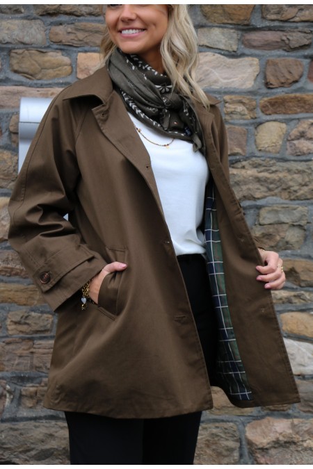 Trench kaki mi-long