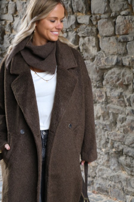 Petit foulard triangle marron